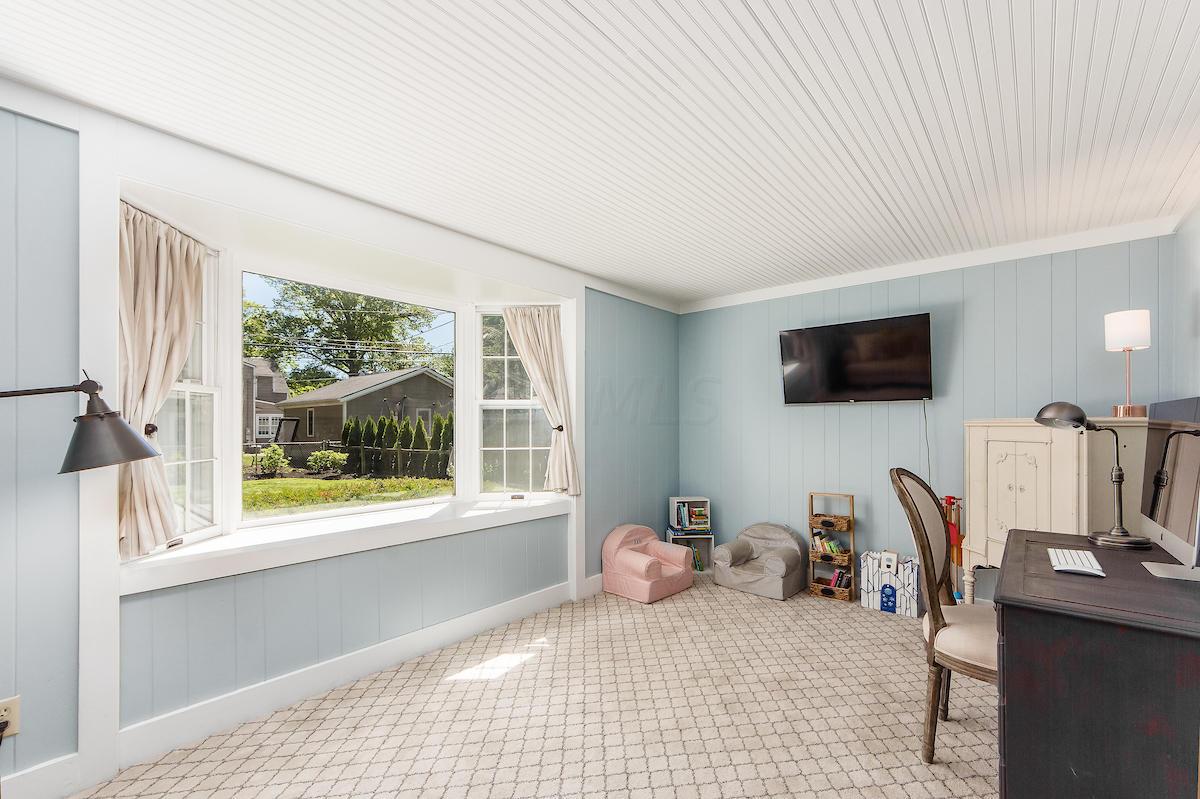 2028 Andover Road Columbus, OH 43212 - Photo 15 of 49