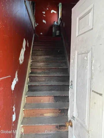 $65,000 | 942 Emmett Street, Schenectady, NY 12307