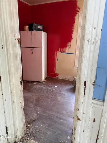 $65,000 | 942 Emmett Street, Schenectady, NY 12307