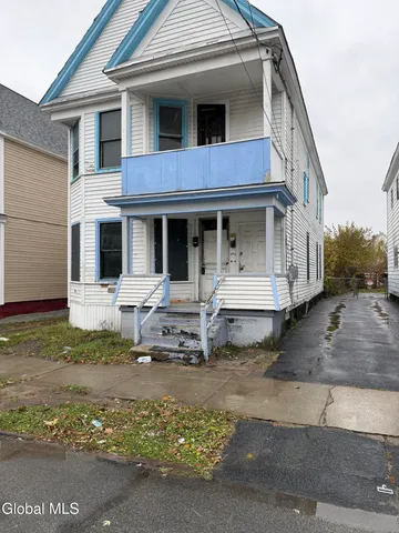$65,000 | 942 Emmett Street, Schenectady, NY 12307
