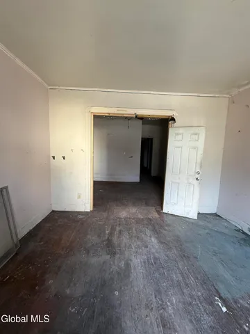 $65,000 | 942 Emmett Street, Schenectady, NY 12307