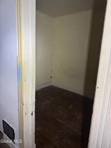 $65,000 | 942 Emmett Street, Schenectady, NY 12307