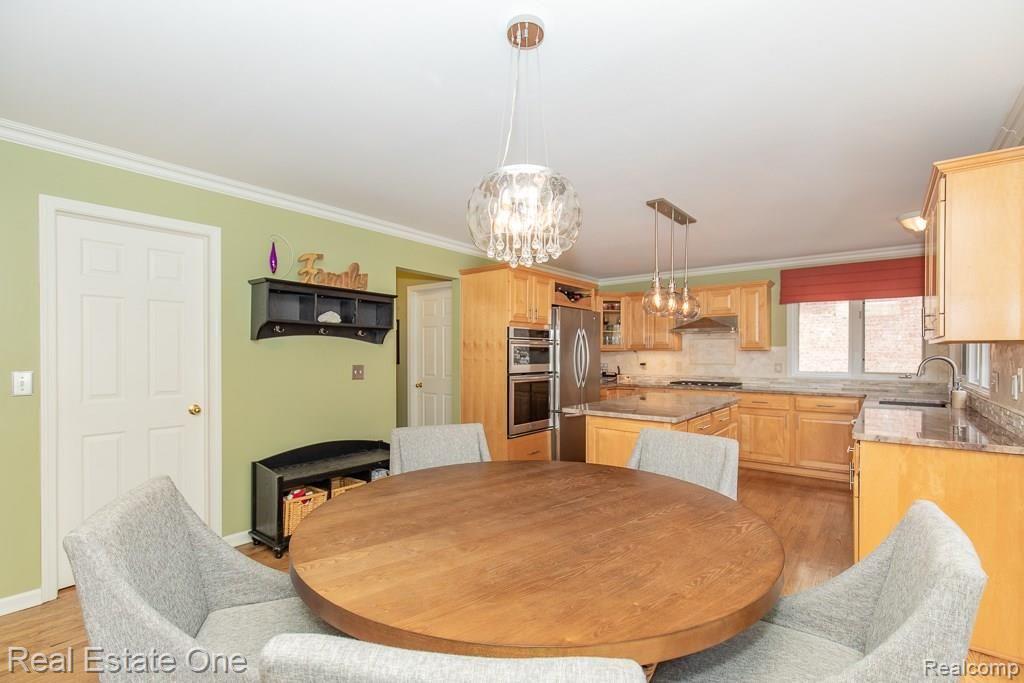 1845 Cloverdale Drive Rochester, MI 48307 - Photo 29 of 61 Cloverdale MLS-W027.jpg