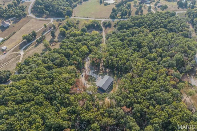 $456,900 | 25195 McBride Drive, Lebanon, MO 65536