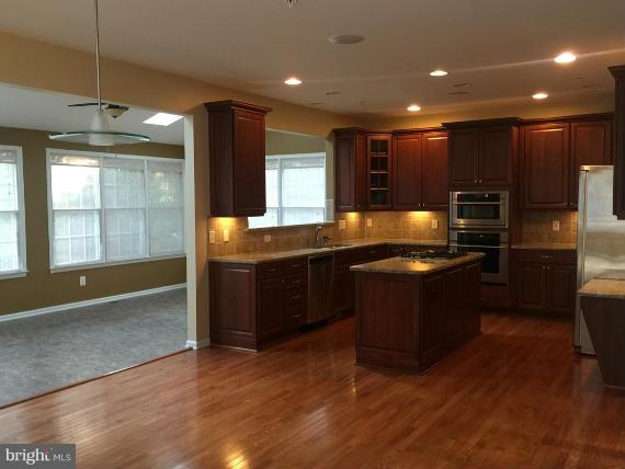 4108 Bridle Ridge Road Upper Marlboro, MD 20772 - Photo 8 of 30 Kitchen