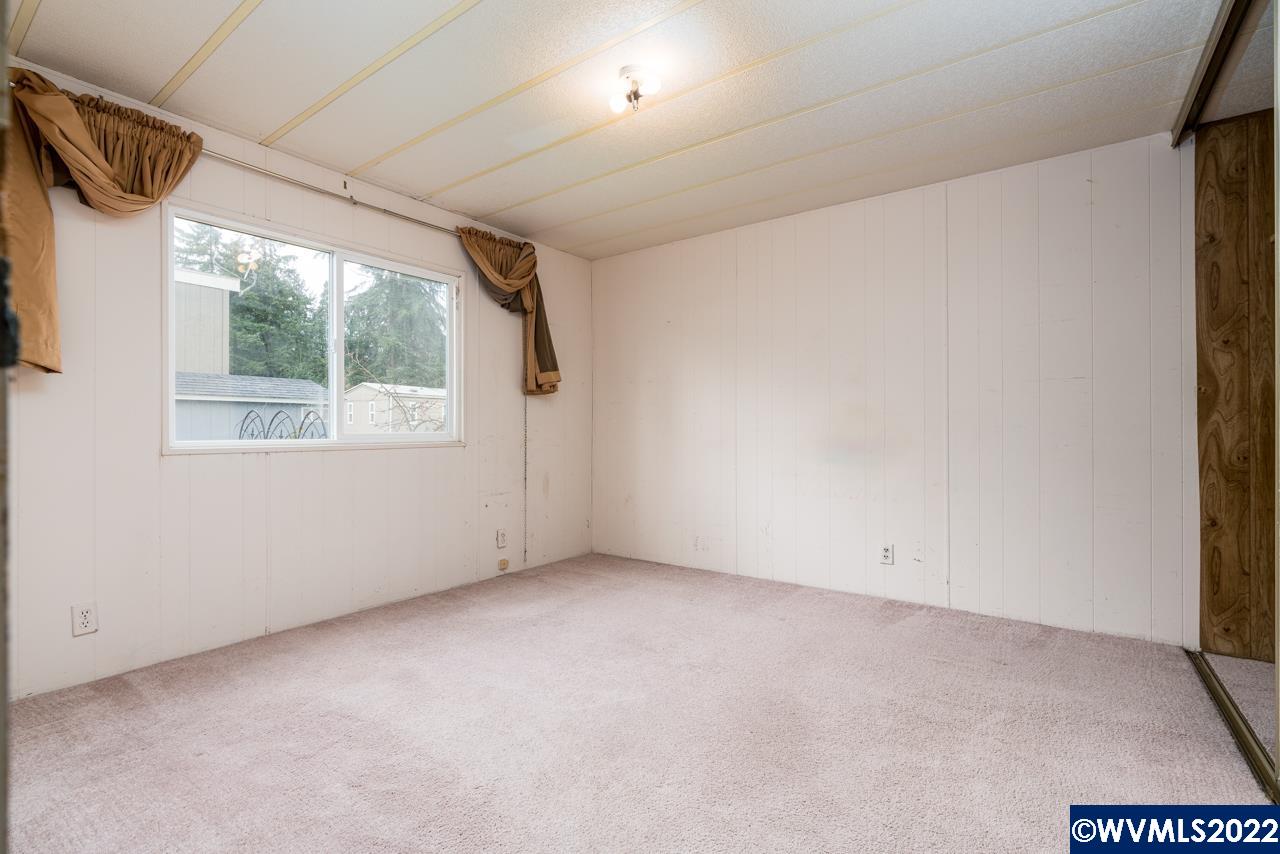 1475 Green Acres Road, Unit 93 Eugene, OR 97408 - Photo 4 of 12