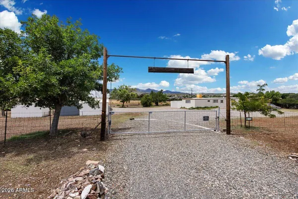 a view of a outdoor space
