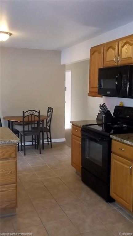 3221 Eastern Avenue Rochester Hills, MI 48307 - Photo 8 of 29
