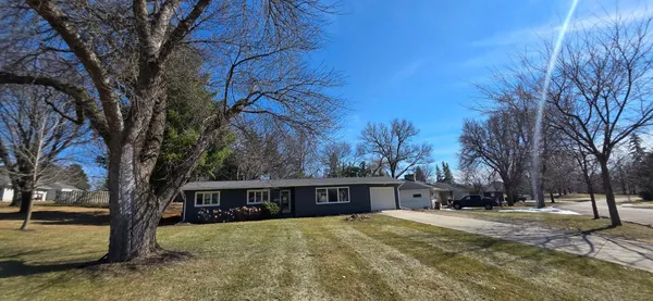 $269,900 | 307 Channel Road, Albert Lea, MN 56007