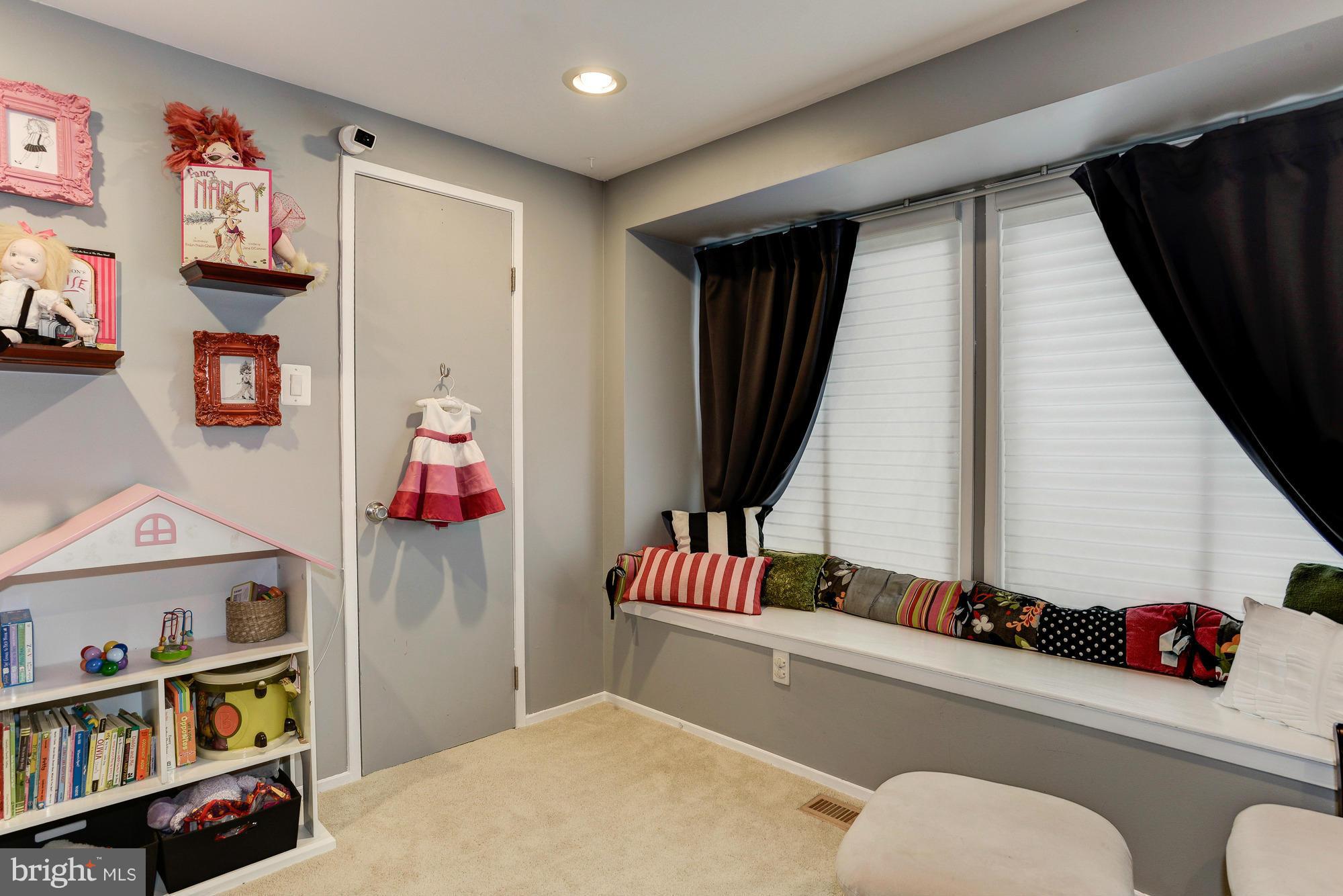 10777 Lester Street Silver Spring, MD 20902 - Photo 19 of 29 Bedroom