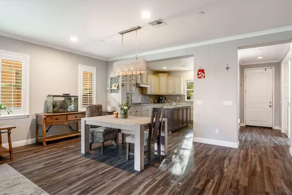 $585,000 | 551 Via De La Paz, Palm Desert, CA 92211