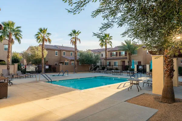 $585,000 | 551 Via De La Paz, Palm Desert, CA 92211