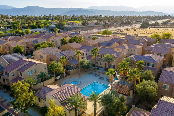$585,000 | 551 Via De La Paz, Palm Desert, CA 92211