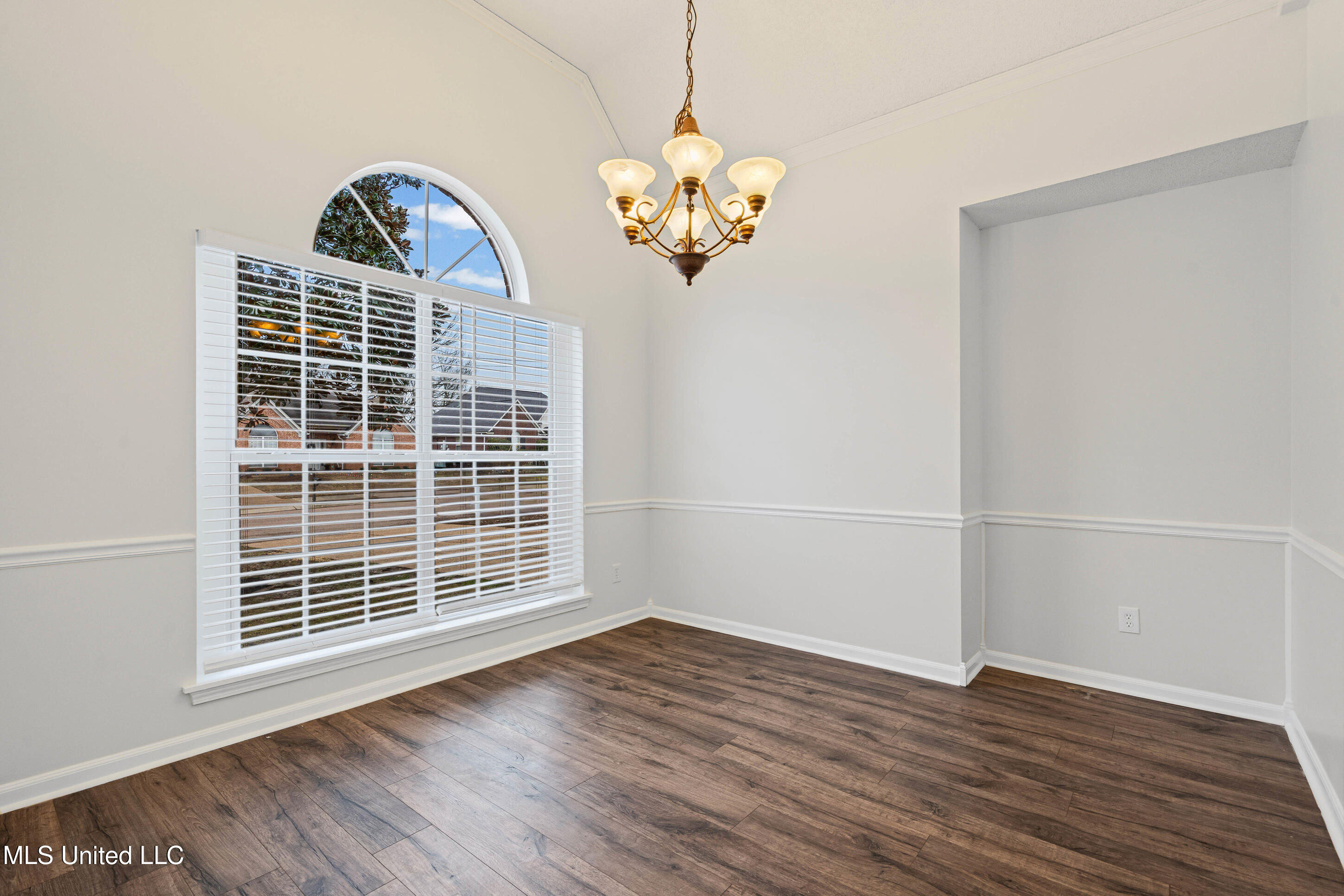 6238 Sandbourne West Olive Branch, MS 38654 - Photo 4 of 23 4__dsc3057_print