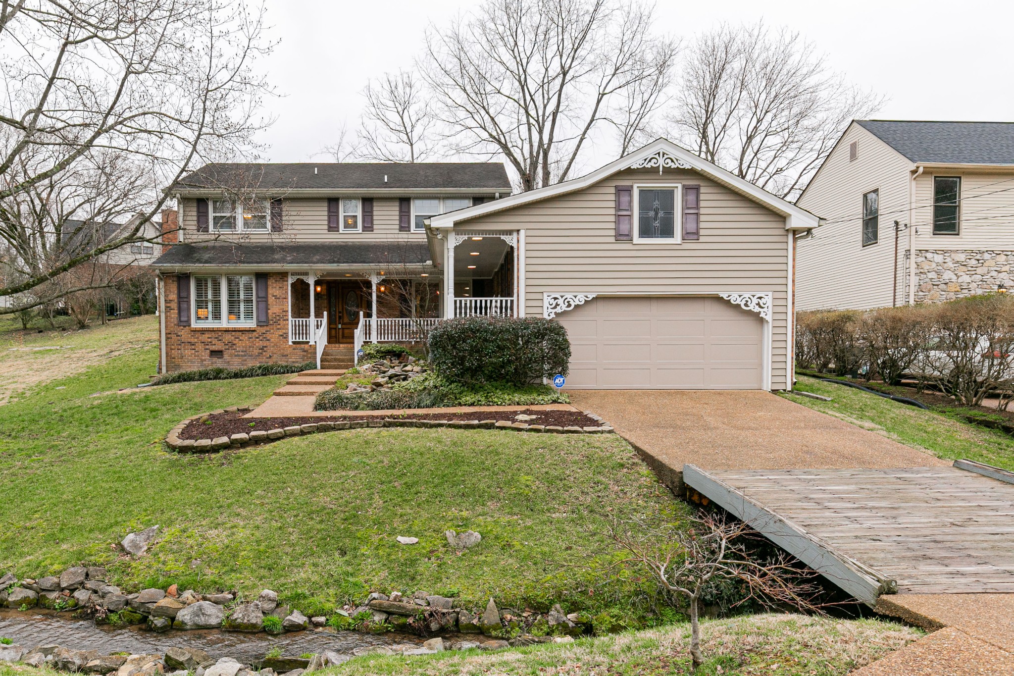 156 Spring Valley Road Nashville, TN 37214 - Photo 1 of 25 Gallery Image 1