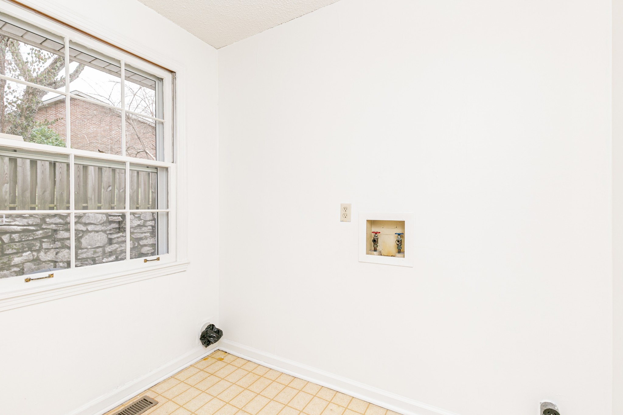 156 Spring Valley Road Nashville, TN 37214 - Photo 15 of 25 Gallery Image 15