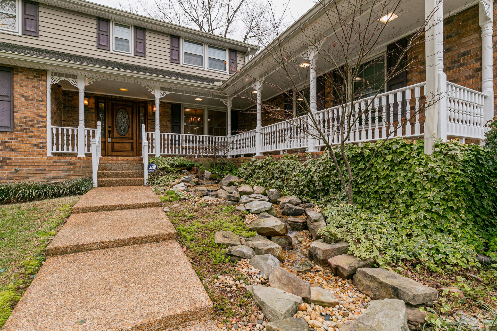156 Spring Valley Road Nashville, TN 37214 - Photo 2 of 25 Gallery Image 2