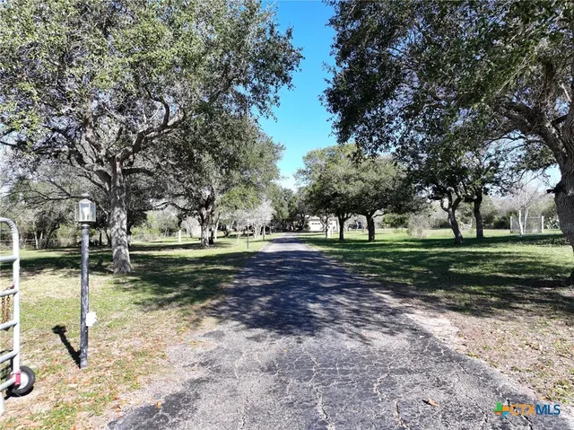 $279,000 | 137 Farm To Market Road 774, Refugio, TX 78377