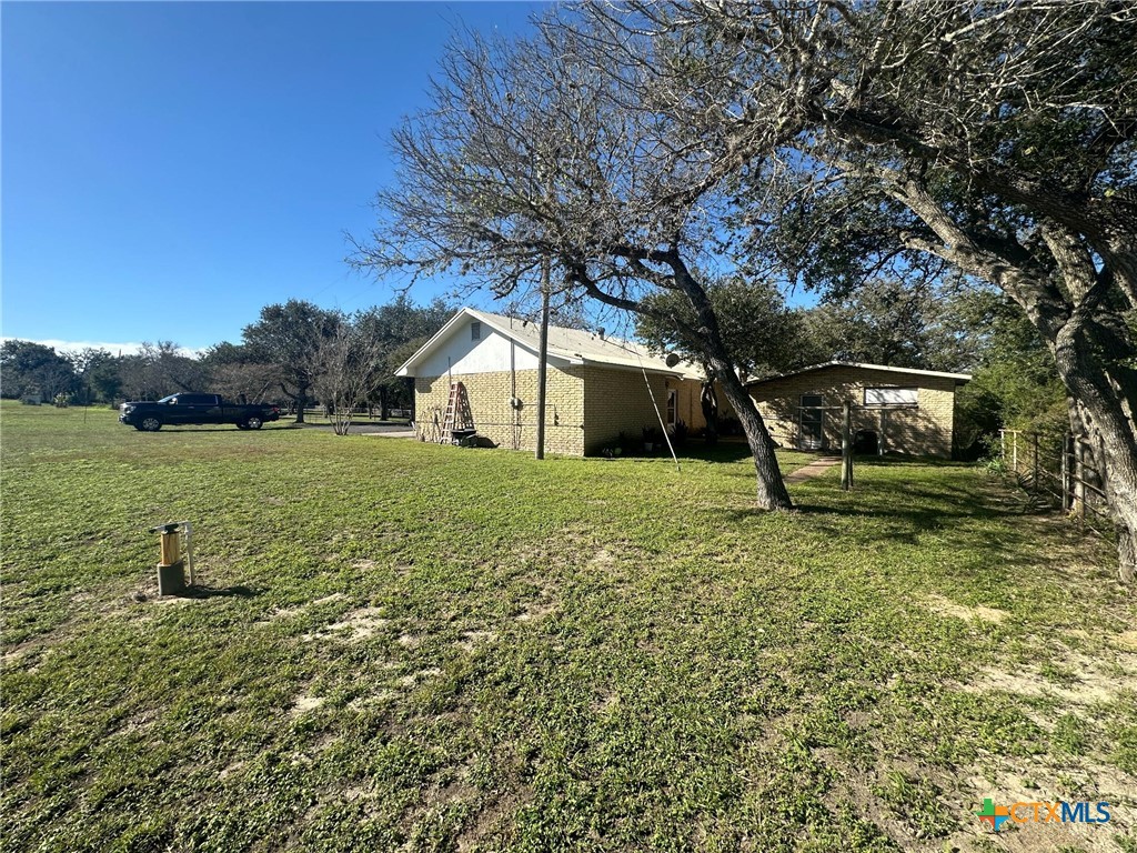 137 Farm To Market Road 774 Refugio, TX 78377 - Photo 39 of 42