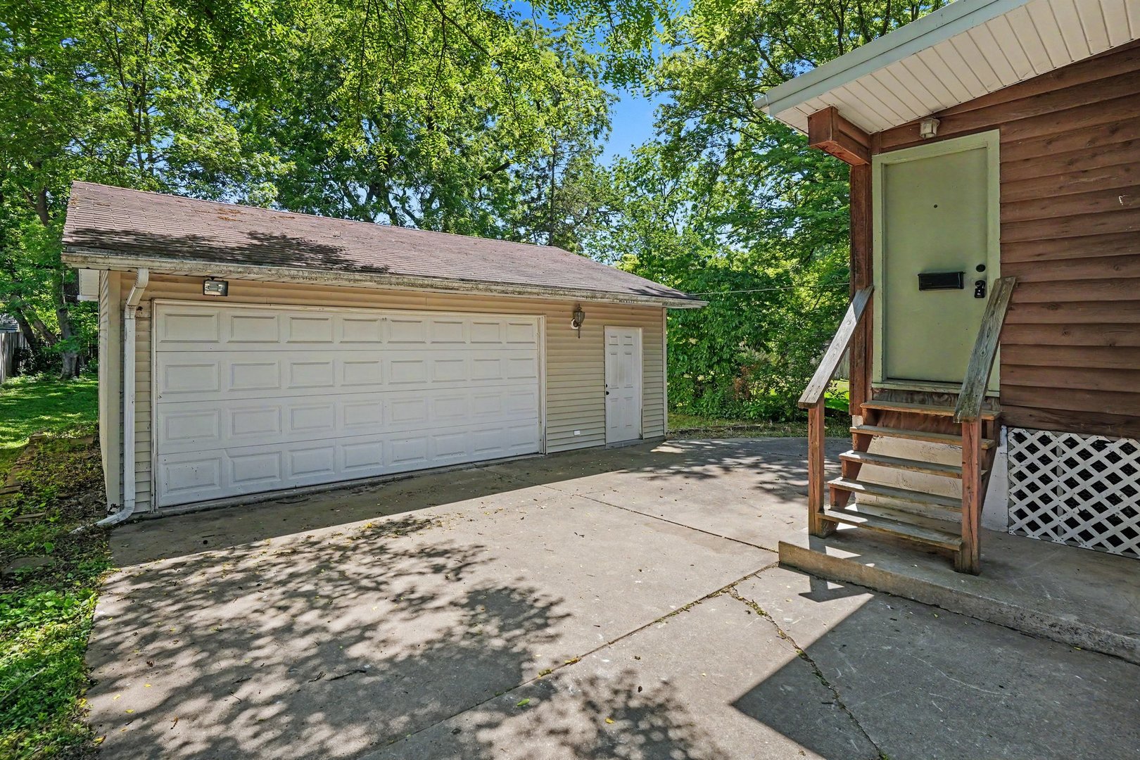 1661 Burr Oak Road Homewood, IL 60430 - Photo 13 of 17 a view of backyard with wooden fence
