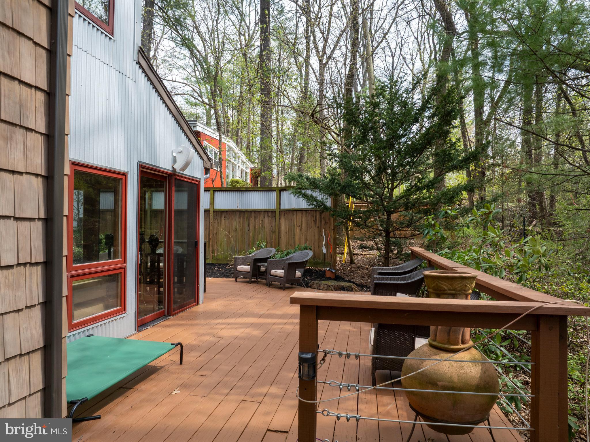 854 Thomas Street State College, PA 16803 - Photo 67 of 82 a backyard of a house with table and chairs