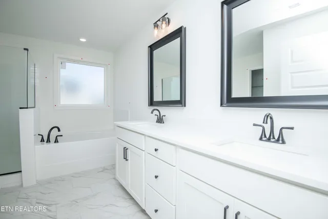 $621,490 | 12718 Duckfoot Lane, Farragut, TN 37934