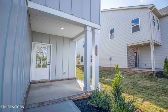 $621,490 | 12718 Duckfoot Lane, Farragut, TN 37934