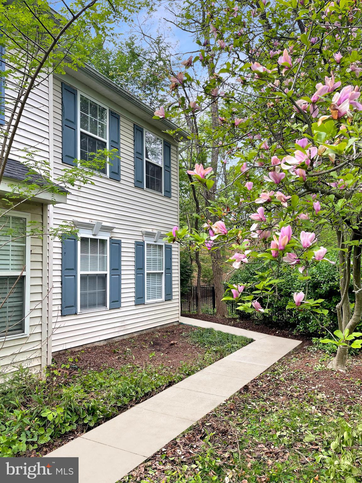 20446 River Ripple Square Sterling, VA 20165 - Photo 1 of 17