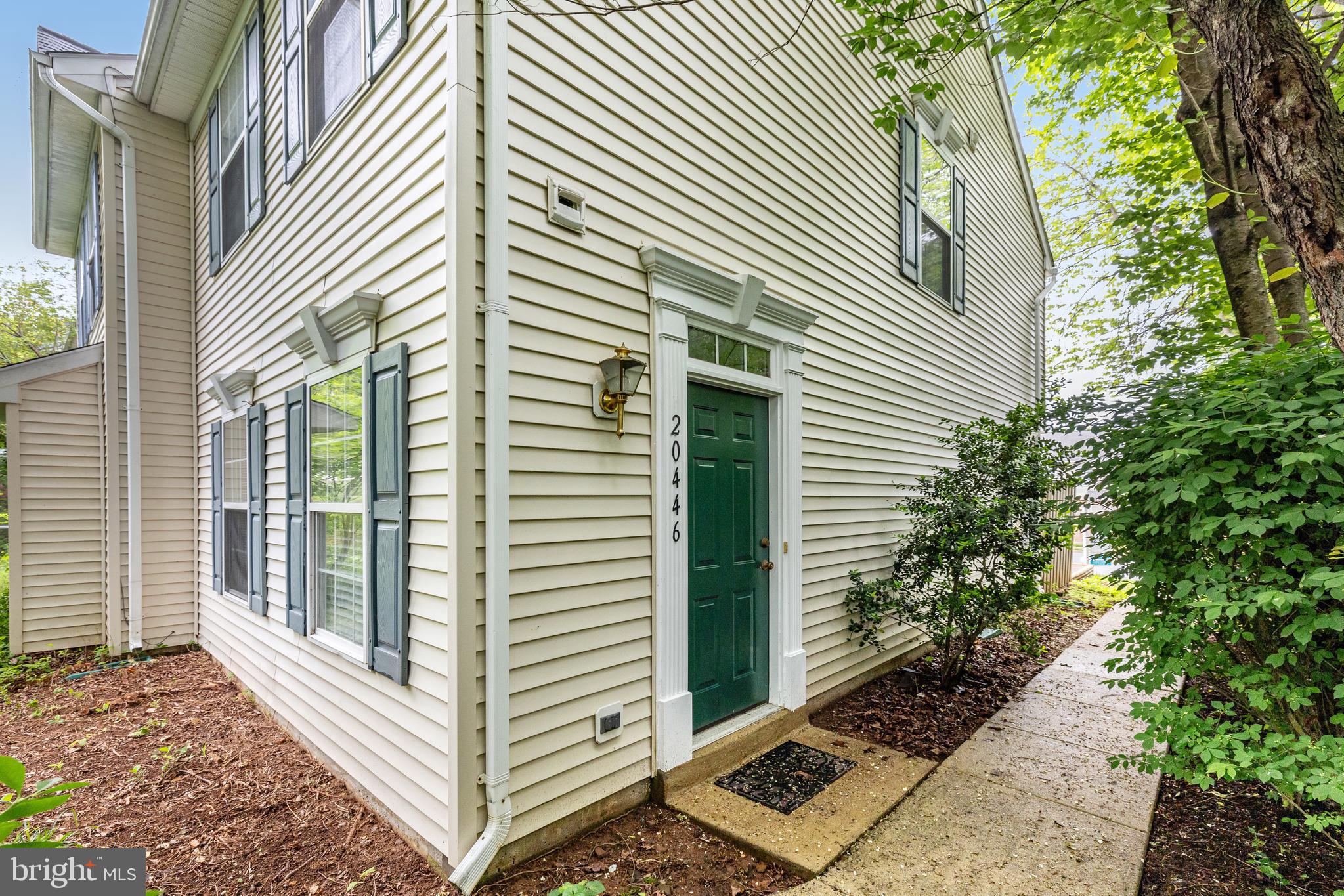 20446 River Ripple Square Sterling, VA 20165 - Photo 2 of 17