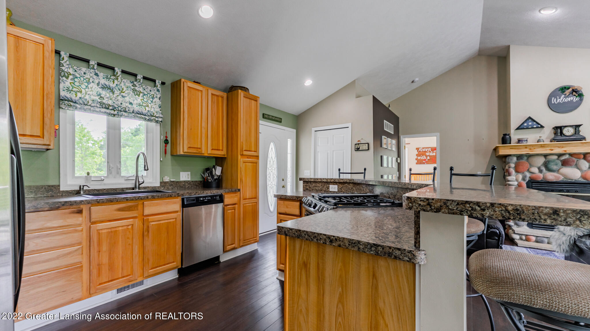 11360 West Clark Road Eagle, MI 48822 - Photo 4 of 25 11360WClark07