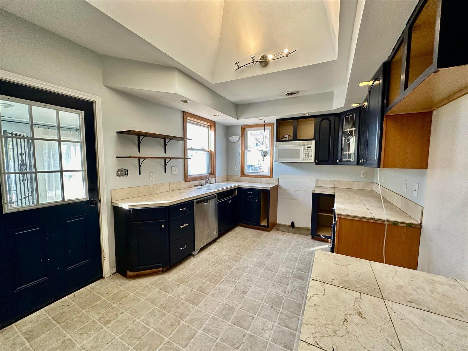 6534 Godfrey Road Godfrey, IL 62035 - Photo 11 of 26