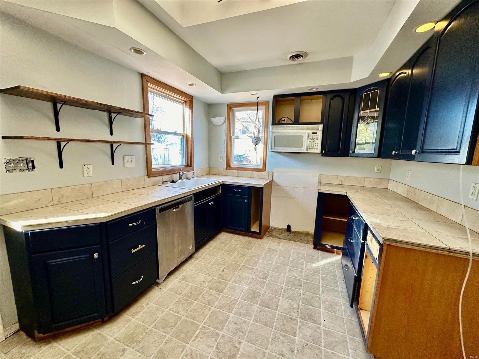 6534 Godfrey Road Godfrey, IL 62035 - Photo 12 of 26