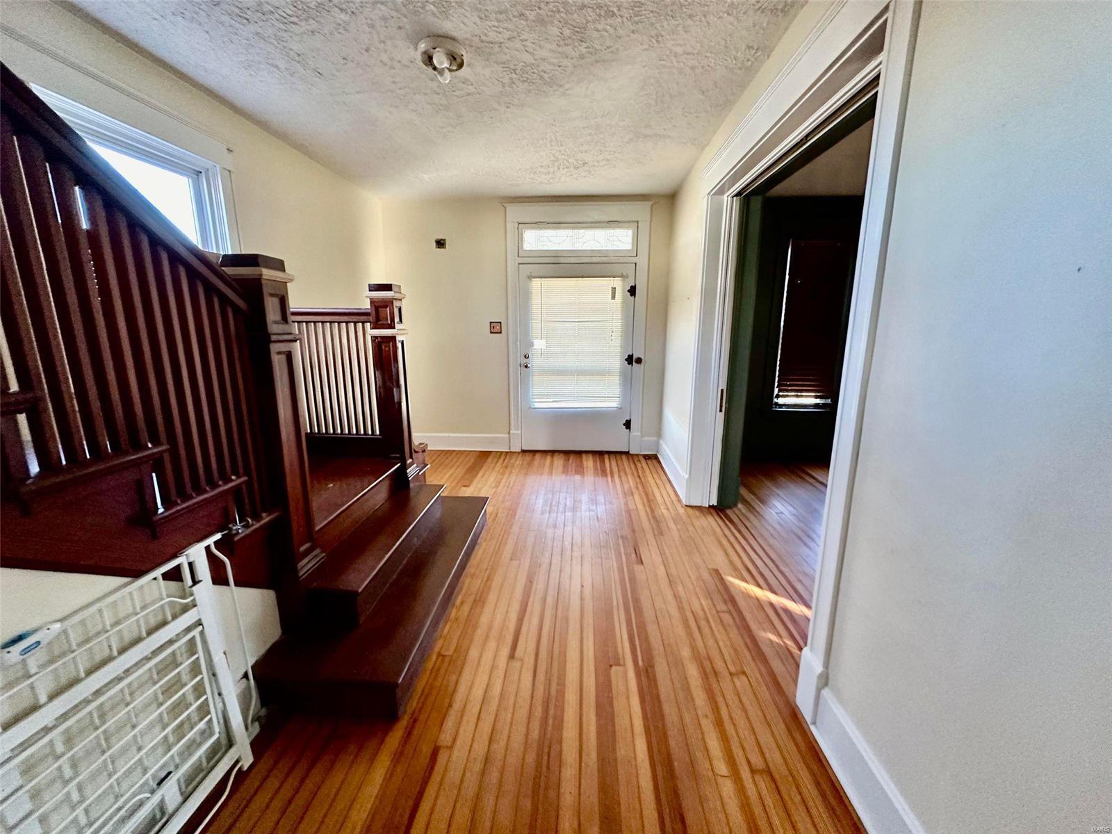 6534 Godfrey Road Godfrey, IL 62035 - Photo 13 of 26