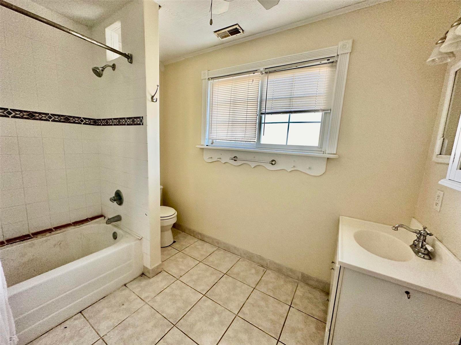 6534 Godfrey Road Godfrey, IL 62035 - Photo 24 of 26