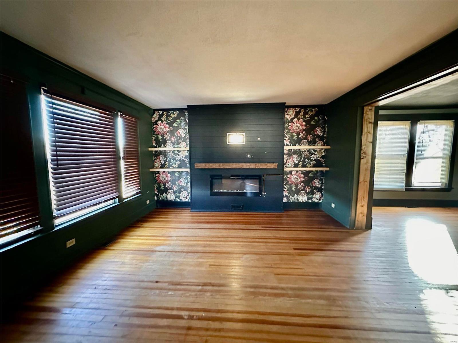 6534 Godfrey Road Godfrey, IL 62035 - Photo 8 of 26