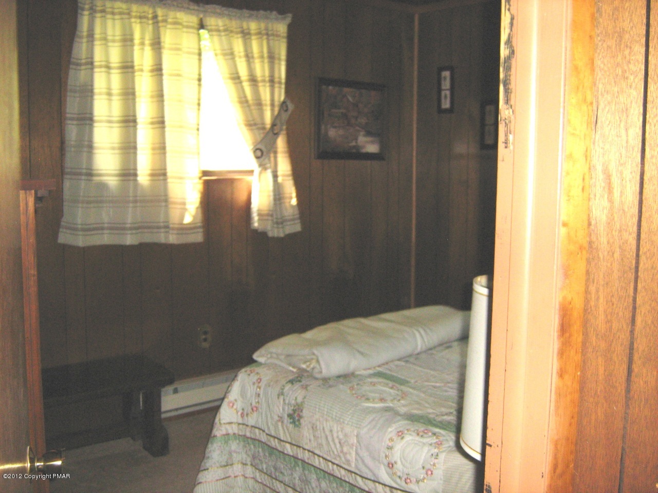 142 Chetco Road Albrightsville, PA 18210 - Photo 19 of 21 Bedroom 1