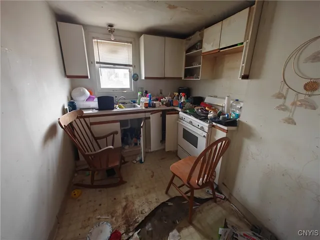 $79,900 | 121 Chapel Street, Lenox, NY 13032