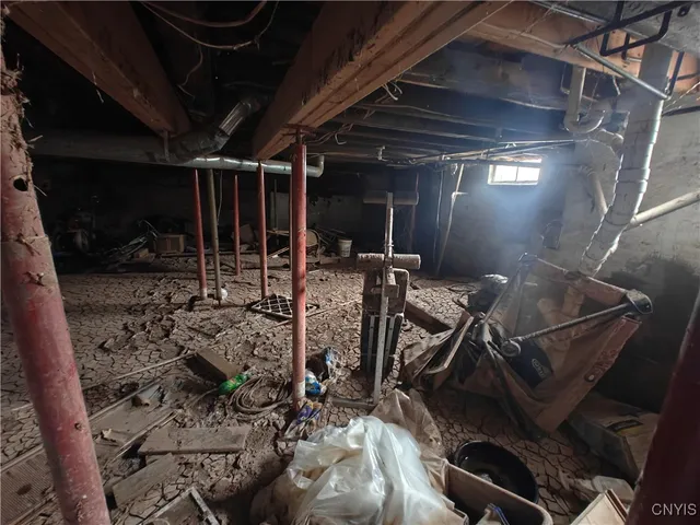 $79,900 | 121 Chapel Street, Lenox, NY 13032