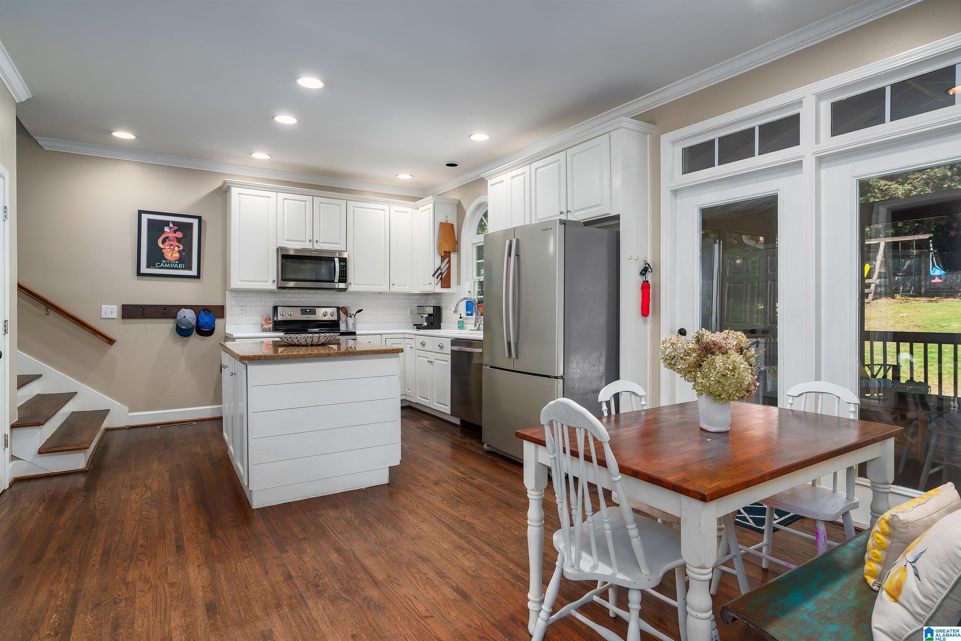 1813 Sandy Ridge Circle Birmingham, AL 35244 - Photo 15 of 36 Gallery Image 15