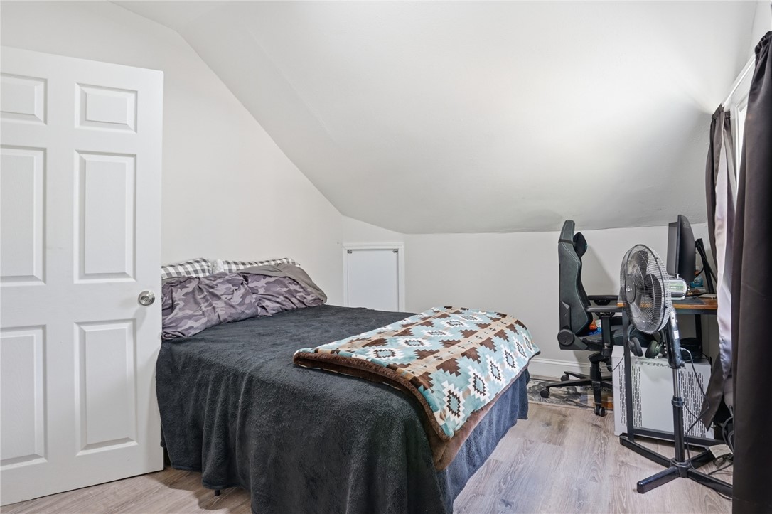 5 Maple Avenue Smithfield, RI 02917 - Photo 21 of 33