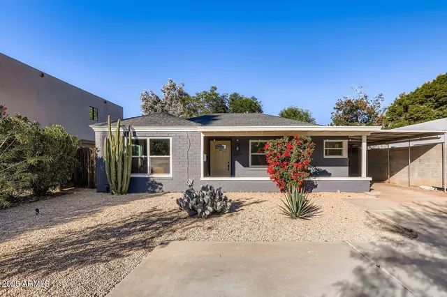 $525,000 | 2210 East Cambridge Avenue, Phoenix, AZ 85006