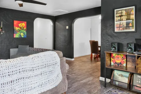 $524,900 | 2210 East Cambridge Avenue, Phoenix, AZ 85006