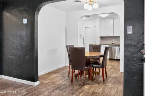 $524,900 | 2210 East Cambridge Avenue, Phoenix, AZ 85006