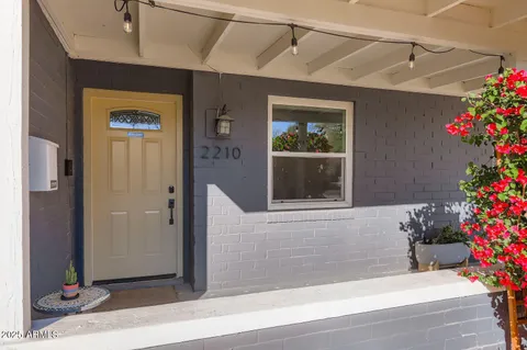 $524,900 | 2210 East Cambridge Avenue, Phoenix, AZ 85006