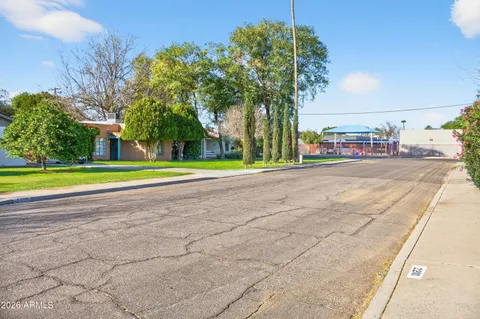 $524,900 | 2210 East Cambridge Avenue, Phoenix, AZ 85006