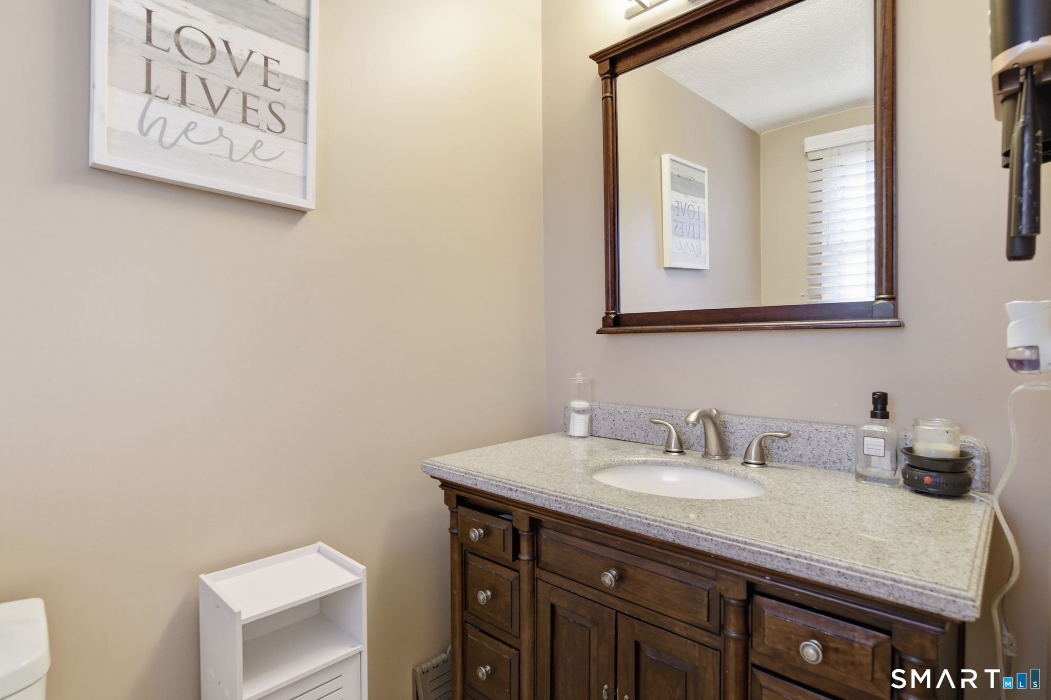 3 Bouvier Street Enfield, CT 06082 - Photo 25 of 36