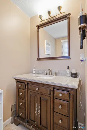 $400,000 | 3 Bouvier Street, Enfield, CT 06082