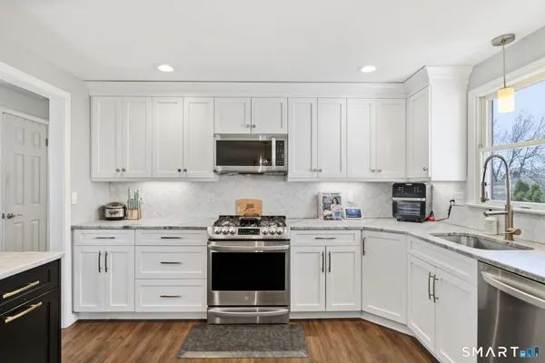 $400,000 | 3 Bouvier Street, Enfield, CT 06082