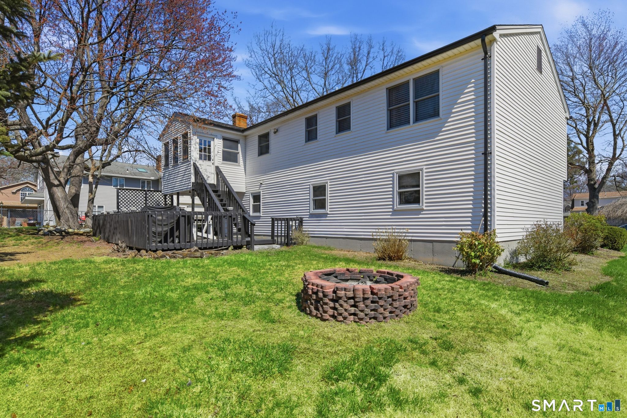 3 Bouvier Street Enfield, CT 06082 - Photo 34 of 36