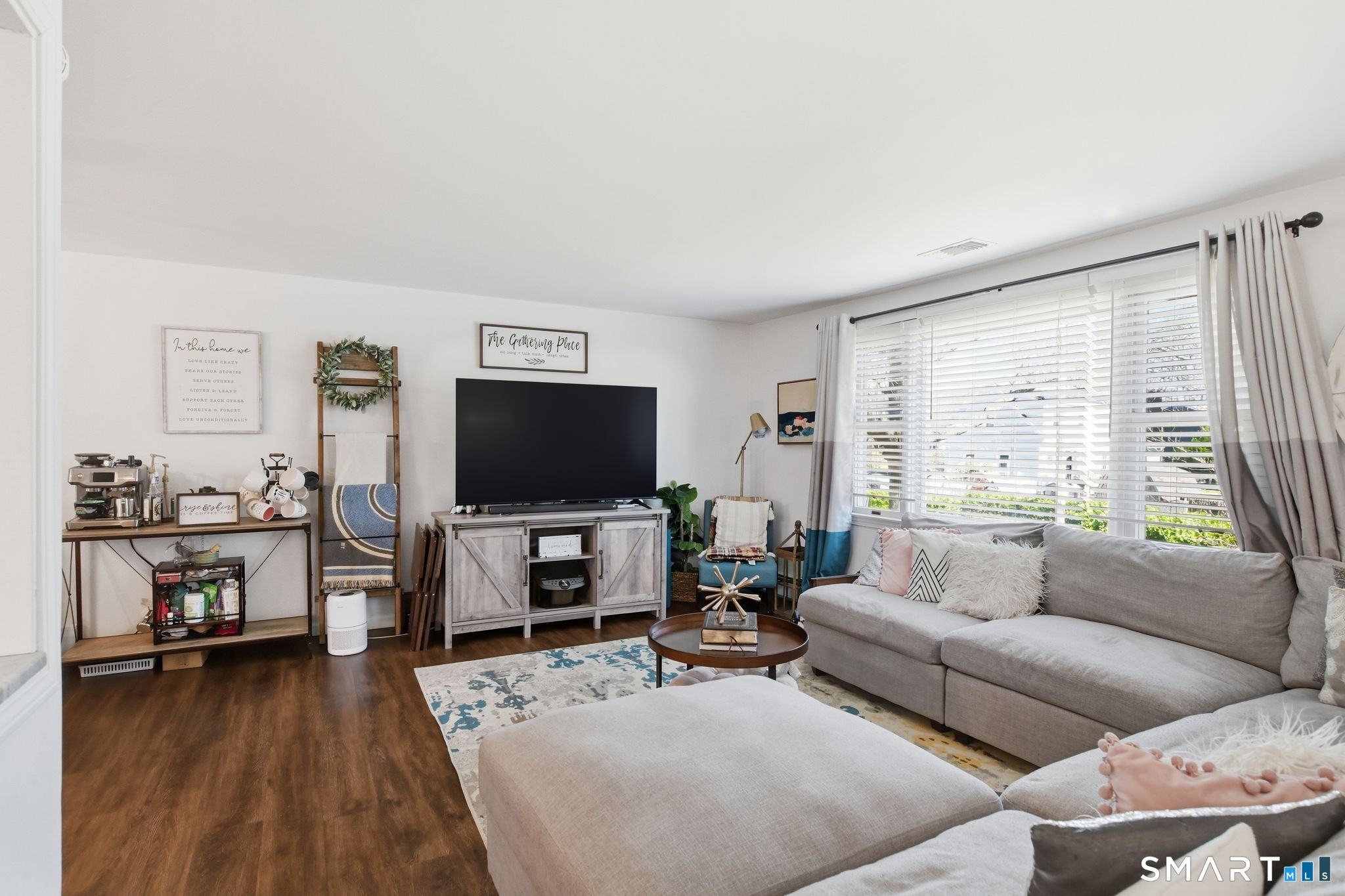 3 Bouvier Street Enfield, CT 06082 - Photo 10 of 36